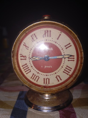 Slava USSR Retro Mechanical Clock 11 Jewels used, functional