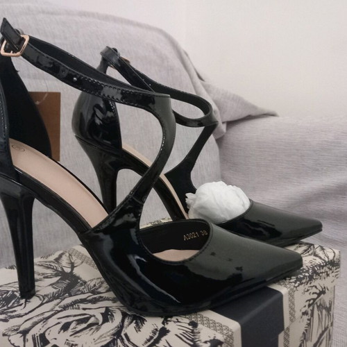 Black pumps size 38, new Issue Fashion unworn
