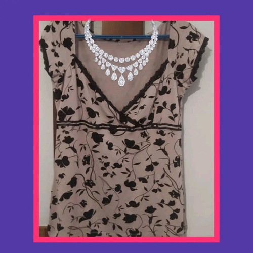 Blouse in shades of gray with lace design, like new, size M
