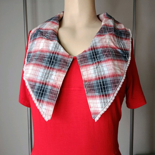 Midi dress red new, size Medium, Elxis