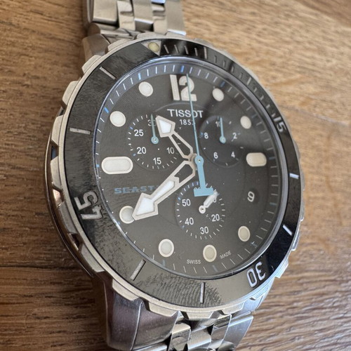 Tissot Seastar 1000 wristwatch like new, silver stainless steel