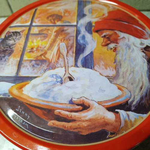 Christmas metal box