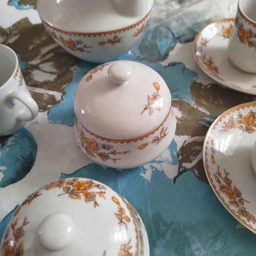 Serving set 27 pieces like new