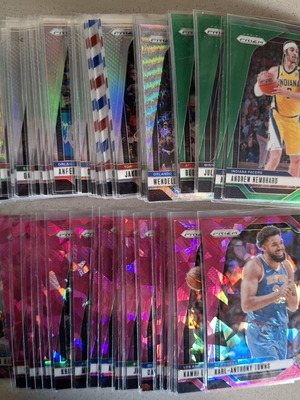 Topps Chrome NBA 2025-26 pack of 61 Parallel, Insert, Prizm cards