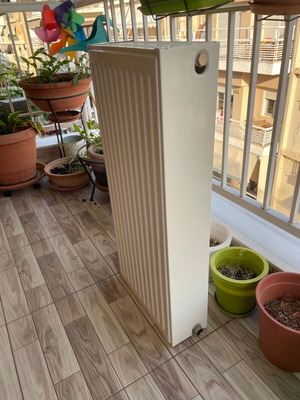 Panel radiator three-column, like new, dimensions 90x40x15 cm