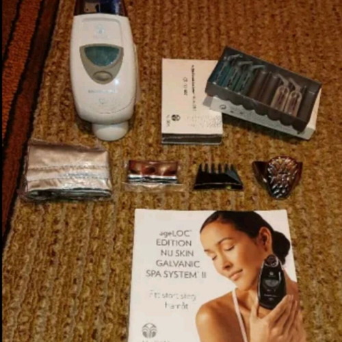 ageLOC Edition Nu Skin Galvanic Spa System II like new