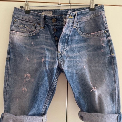 Pepe Jeans boyfriend denim bermuda shorts in distress style, stonewashed, pink shades
