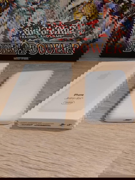  Apple MagSafe Battery Pack Power Bank