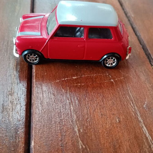 Toy cars like new, pack of 5
