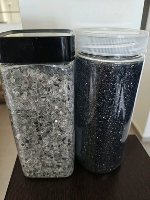 Decorative stones new, set of 2 pieces silver and black