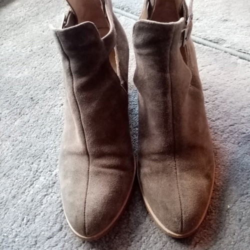 THE WORKSHOP handmade gray suede ankle boots used size 39