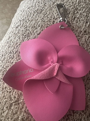 Calvin Klein Euphoria flower style keychain, pink