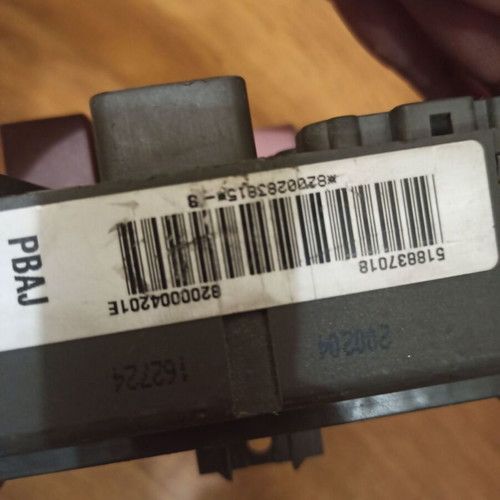 Fuse box used for Renault ESPACE MK4 8200004201E 518837018