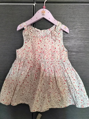 Hnm baby dress 9 to 12 months used, cotton with inner lining