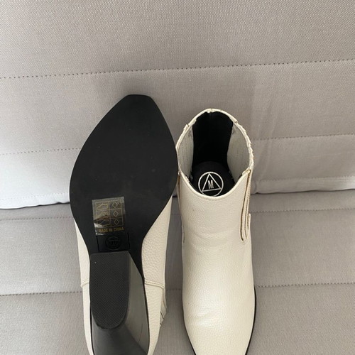White Western boots like new, size 38