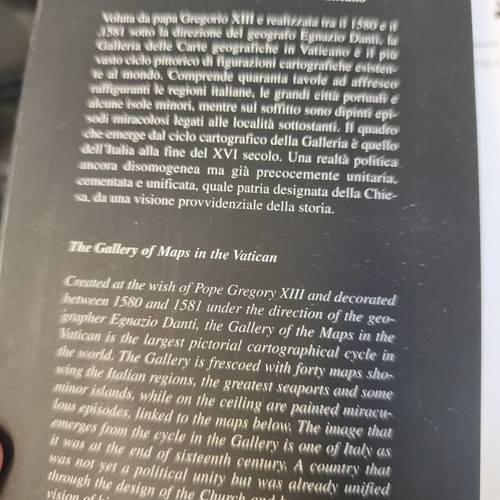 The Gallery of Maps in the Vatican book like new, bilingual English and Italian