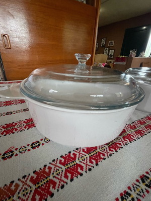 Δύο Corning vintage κατσαρόλες με καπάκι Pyrex σαν καινούργιο