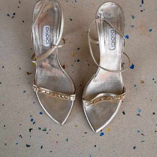 DoDiCi luxury sandal like new, gold size 39