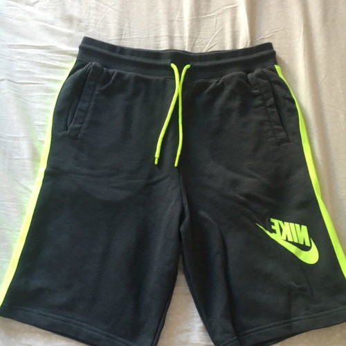 Nike men's shorts like new, size S, reversible logo