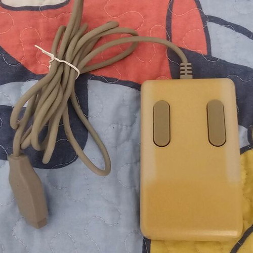 Mouse for Commodore 64 like new, slightly yellowed
