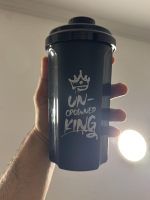 Shaker Kevin Levrone με την υπογραφή του καινούργιο