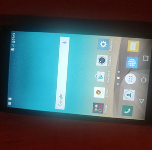 LG Magna + калъф
