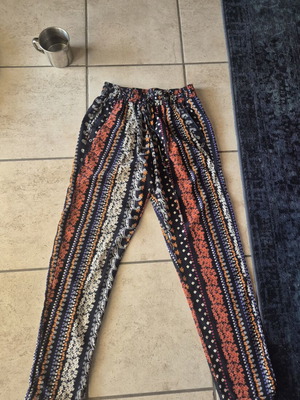 Boho pants Bershka like new, colorful, size XS