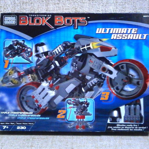 Mega Bloks Blok Bots Ultimate Assault set #9371, vintage 2002, sealed