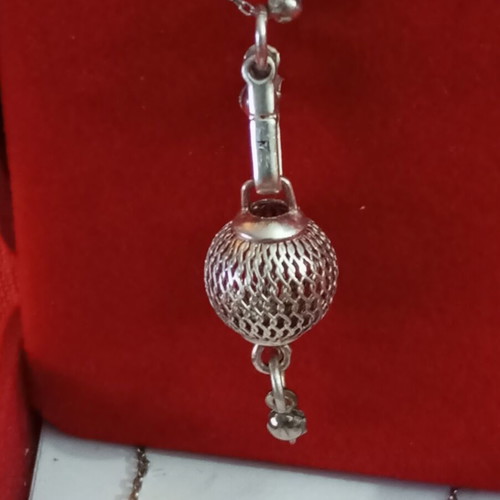 Silver 925 necklace grenade design, like new