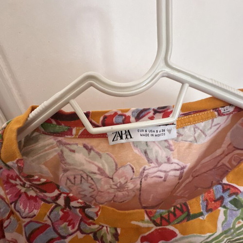 Zara summer dress like new with colorful motifs