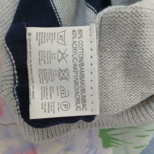 Sleeveless sweater medium energiers like new, multicolor, size M