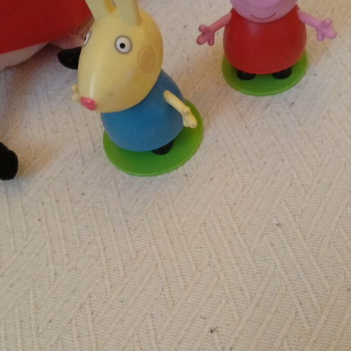 Peppa Pig plush and 2 figures like new