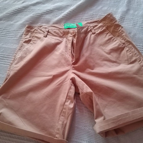 Benetton cotton bermuda shorts like new, beige, size L