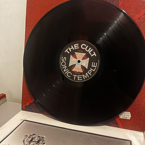 The Cult Sonic Temple LP like new, rock
