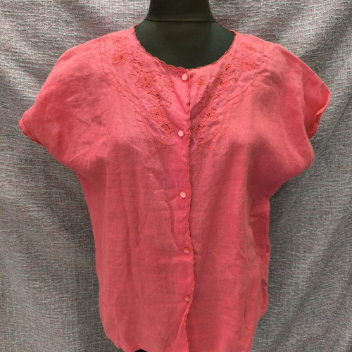 Linen shirt with embroidery like new, size M-L, red/coral
