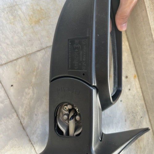 Hyundai I20 left mirror 2010 used, genuine