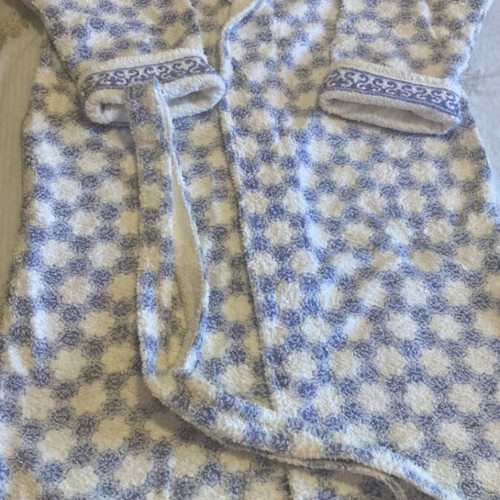 Bathrobe like new, size large, beige and blue