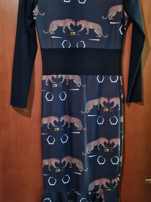 Chic Mess dress Large like new, multicolored