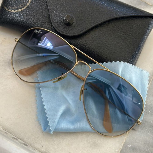 Ray-Ban Aviator RB3025 sunglasses used