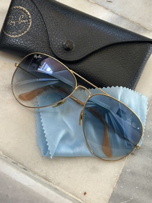Ray-Ban Aviator RB3025 sunglasses used