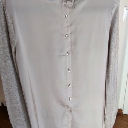 Pullover blouse with buttons on back used, beige, size M