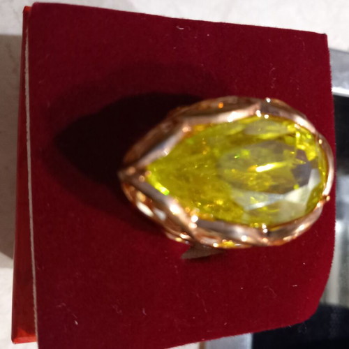 Women's ring size 58 with large green stone and zircons, like new