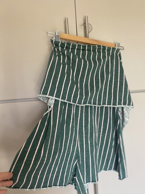 Zip kilot small Asos like new