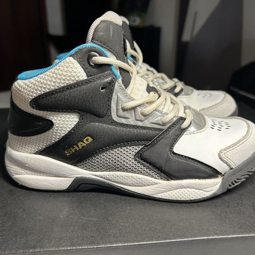 Shaq kids basketball shoes size 34.5