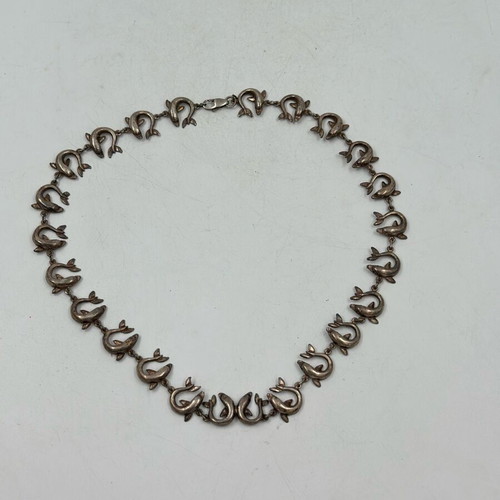 Vintage dolphin necklace 90s silver tone like new