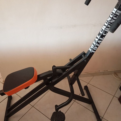 Fitness equipment like new, minimally used