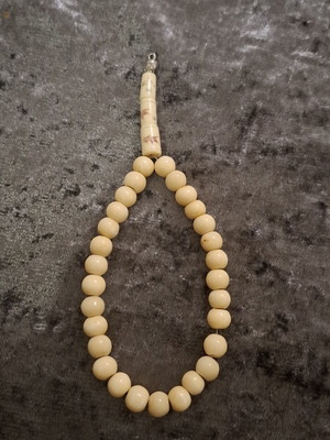 Worry beads used, bone, 34 grams
