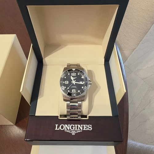 Longines HydroConquest wristwatch, black, full set