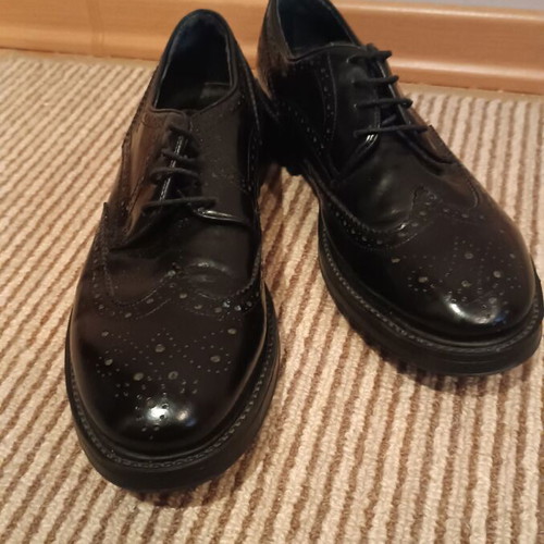 Terra brogue shoes size 44 like new, black elegant