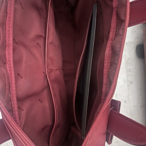 Nava laptop bag with multiple compartments